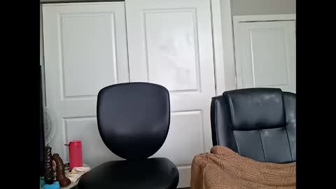 dancinglxoxo online show from June 9, 2026, 4:18 pm