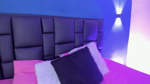 daneska online show from September 24, 2025, 7:50 pm