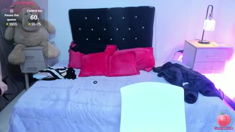 danevagw online show from January 3, 2025, 8:01 pm