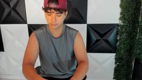 dani_cumboy online show from October 24, 2025, 2:57 pm