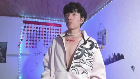 Dani   online show from September 14, 2025, 8:52 pm