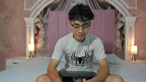 Snapshot of dani_rivass chatting on September 19, 2025, 11:22 am Daniel online show from September 19, 2025, 11:22 am
