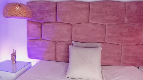   online show from November 29, 2025, 3:09 am