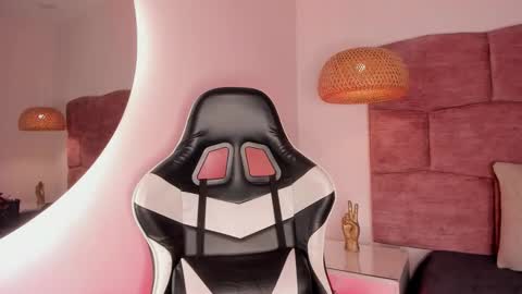   online show from February 6, 2026, 2:16 am