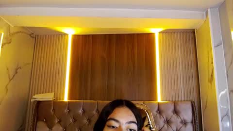 Snapshot of dania_b_ chatting on October 28, 2025, 3:10 am dania_b_ online show from October 28, 2025, 3:10 am