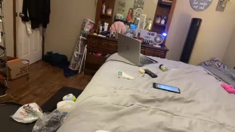 Snapshot of danidragon69 chatting on December 20, 2024, 8:45 pm Dani Dragon online show from December 20, 2024, 8:45 pm