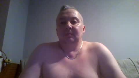 Snapshot of daniel0028 chatting on April 28, 2026, 1:37 am dan online show from April 28, 2026, 1:37 am