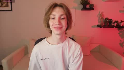 daniel__schmidt online show from May 14, 2026, 5:58 am