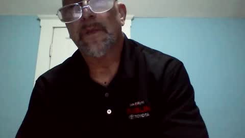 Snapshot of daniel_lbc chatting on October 18, 2025, 2:25 am Daniel online show from October 18, 2025, 2:25 am