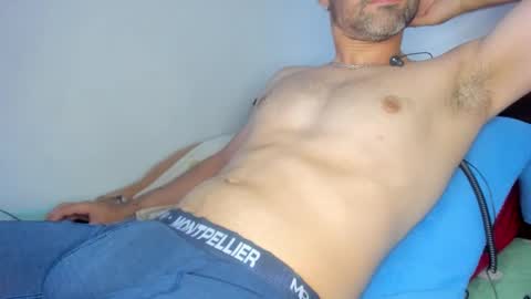 Snapshot of daniel_ny_ chatting on October 15, 2025, 6:19 pm Dani online show from October 15, 2025, 6:19 pm
