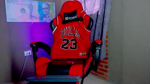 DANIEL online show from January 19, 2025, 6:43 pm