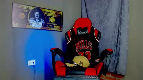 DANIEL online show from February 2, 2025, 5:53 am