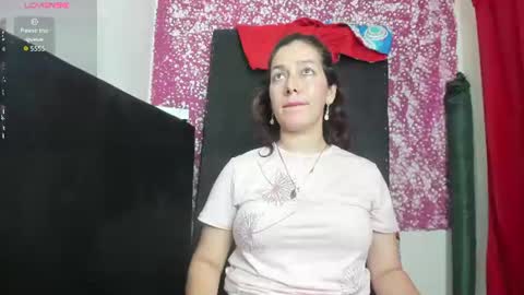 Snapshot of daniela_giraldo88 chatting on July 5, 2026, 3:23 am Daniela online show from July 5, 2026, 3:23 am