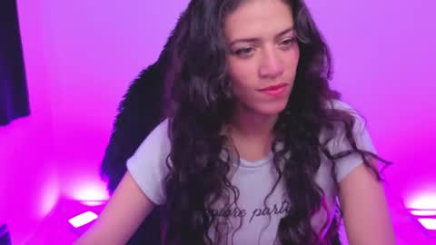 daniela_rivasthl online show from April 11, 2026, 6:40 am