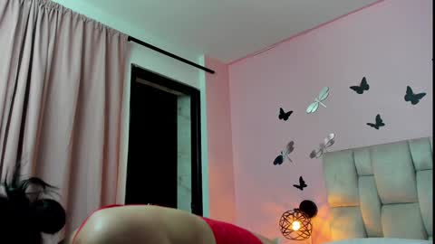 lorena online show from January 16, 2025, 2:41 am