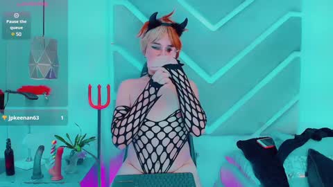 Daniela online show from February 8, 2025, 4:25 am