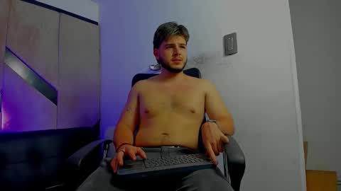 DANIEL online show from October 23, 2025, 2:33 am