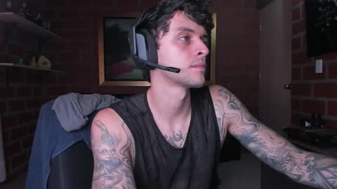 Daniele Bunny online show from December 1, 2025, 4:56 pm