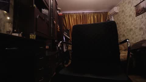 Daniel Grayson online show from February 9, 2025, 11:25 am