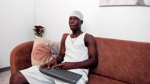 daniell_ferrari online show from February 12, 2025, 8:40 pm