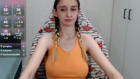 Daniella Martin online show from December 17, 2024, 2:12 am