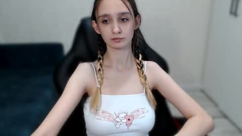 Daniella Martin online show from December 27, 2024, 11:17 am