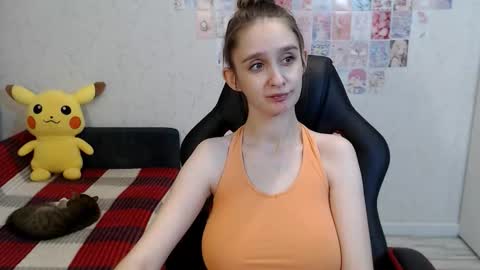 Daniella Martin online show from October 14, 2025, 12:44 am