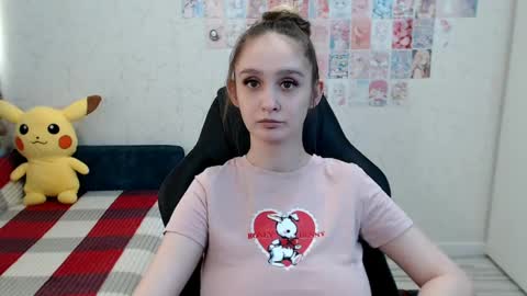 Snapshot of daniella_martin chatting on April 21, 2026, 10:43 am Daniella Martin online show from April 21, 2026, 10:43 am