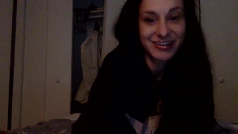 daniellbisous online show from November 27, 2025, 11:34 am