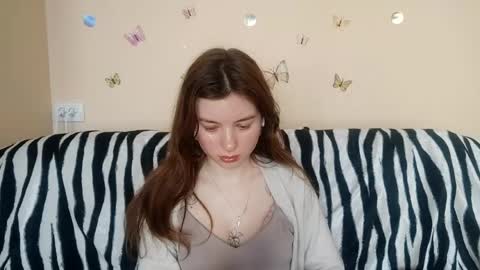 Snapshot of daniellevaulet chatting on April 23, 2026, 1:13 pm Mia online show from April 23, 2026, 1:13 pm