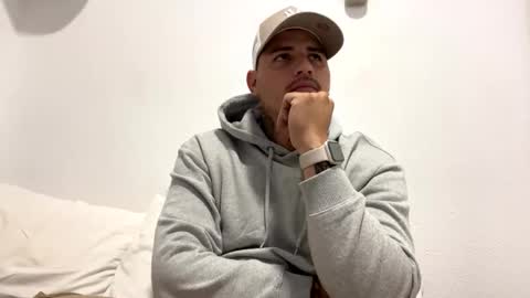 Snapshot of danielmilan chatting on January 5, 2025, 7:07 pm THE BIG BOSS online show from January 5, 2025, 7:07 pm
