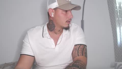 Snapshot of danielmilan chatting on January 19, 2025, 1:22 pm THE BIG BOSS online show from January 19, 2025, 1:22 pm