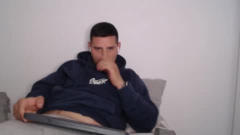 Snapshot of danielmilan chatting on February 9, 2025, 3:01 pm THE BIG BOSS online show from February 9, 2025, 3:01 pm