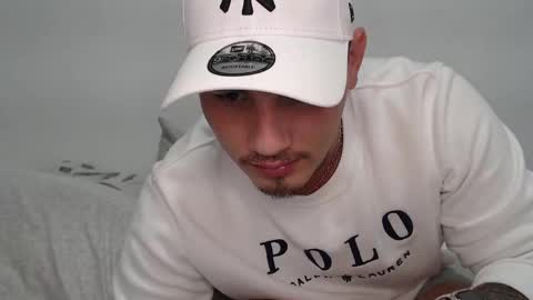 Snapshot of danielmilan chatting on March 10, 2025, 3:30 pm THE BIG BOSS online show from March 10, 2025, 3:30 pm