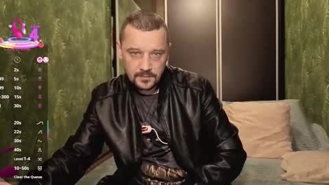 Snapshot of danielocool chatting on December 18, 2025, 7:03 am DanieloCool online show from December 18, 2025, 7:03 am