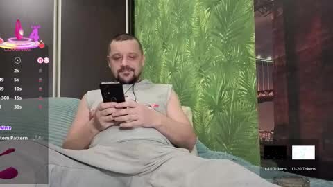 Snapshot of danielocool chatting on February 4, 2026, 6:19 am DanieloCool online show from February 4, 2026, 6:19 am