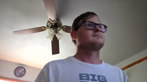 Snapshot of danielp_mod_cb chatting on August 9, 2026, 7:08 pm Daniel y. online show from August 9, 2026, 7:08 pm