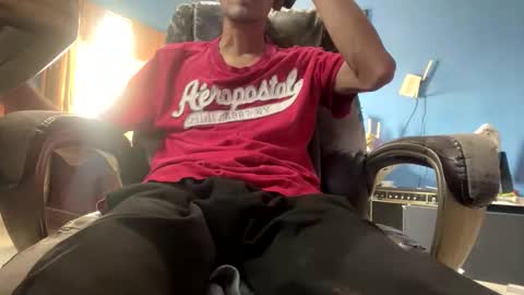 Snapshot of danielvalero chatting on April 15, 2026, 10:32 pm Daniel online show from April 15, 2026, 10:32 pm