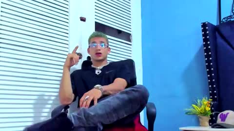 Dani online show from February 19, 2025, 3:50 am