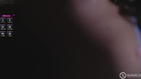 Snapshot of danii_xoxo chatting on December 1, 2024, 11:04 pm online show from December 1, 2024, 11:04 pm