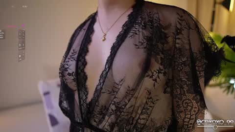 Snapshot of danii_xoxo chatting on January 27, 2025, 8:28 pm online show from January 27, 2025, 8:28 pm