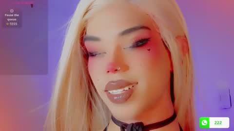 DANNI LEE online show from December 14, 2025, 7:18 pm