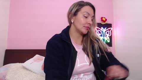 Snapshot of danika_bellaa chatting on January 16, 2025, 2:09 am K A R O L online show from January 16, 2025, 2:09 am