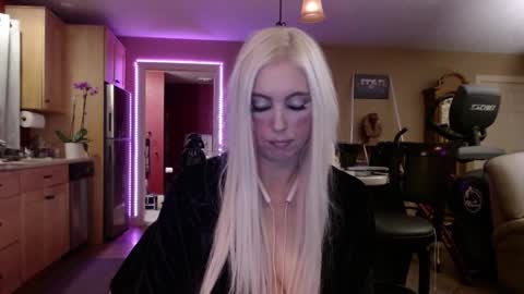 DanikaWhite69 online show from December 9, 2024, 7:39 am