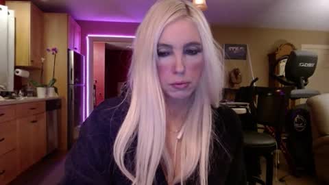 DanikaWhite69 online show from January 2, 2025, 8:17 am