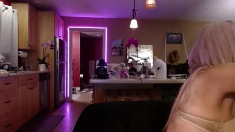 Snapshot of danikawhite69 chatting on October 20, 2025, 6:36 am DanikaWhite69 online show from October 20, 2025, 6:36 am