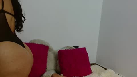 danilove online show from November 2, 2025, 1:24 pm