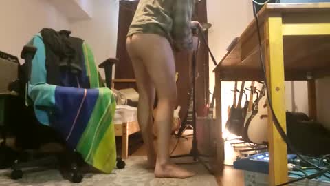 danimal5000 online show from January 4, 2025, 7:55 pm