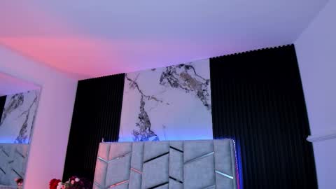 Dani Phonenix online show from October 7, 2025, 7:22 pm