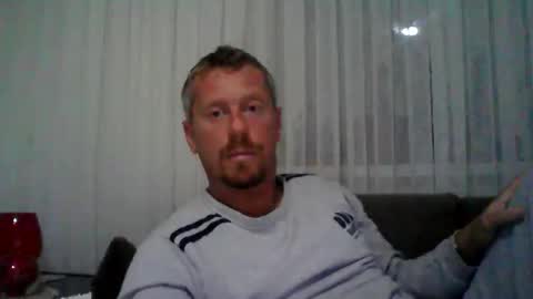 Snapshot of danisami12345 chatting on October 3, 2025, 2:30 am daniel online show from October 3, 2025, 2:30 am